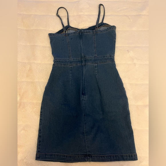 Missguided Denim Button-Down Mini Dress - Picture 2 of 3